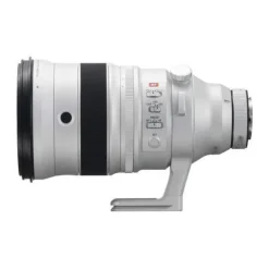 Fujifilm XF 200mm F2 R LM OIS WR & 1.4x Teleconverter