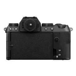 Fujifilm X-S20 + XC 15-45mm Kit