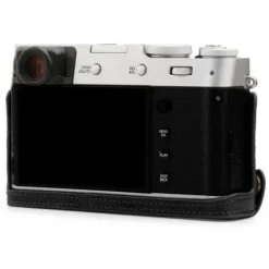 MegaGear Leather Half Case with Strap - Fujifilm X100V BLK