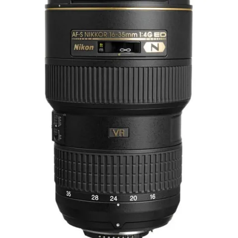 Nikon AF-S 16-35mm f4 G ED VR Lens