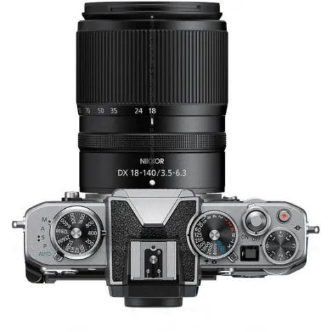 Nikon Z fc + 18-140mm - Silver/Black