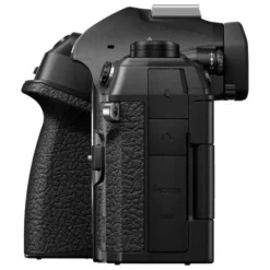OM System OM-1 Mark II + 12-100mm F4 Kit