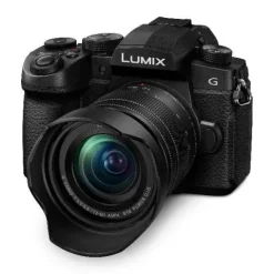 Panasonic Lumix G90 + 12-60mm Kit - Last One