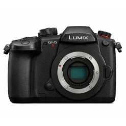 Panasonic Lumix GH5 II + Leica 12-60mm f2.8-4 Kit