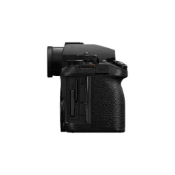 Panasonic Lumix S1IIE + 24-60mm f2.8 Zoom Kit