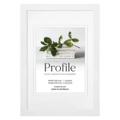 Profile Deluxe White 8x12" Frame - 6x8" Opening