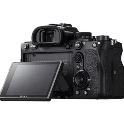 Sony A7RIV + 24-105mm F4 G Kit
