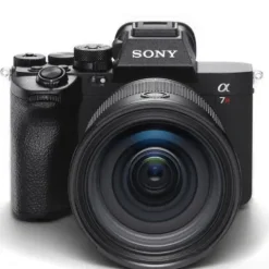 Sony A7RV + 24-105mm f4 G Kit