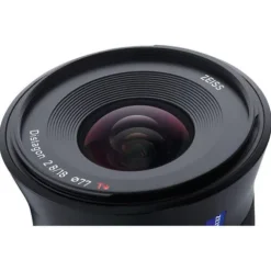 Zeiss Batis 18mm f2.8  - Sony E Mount