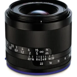 ZEISS LOXIA 35mm F2 - Sony E-Mount